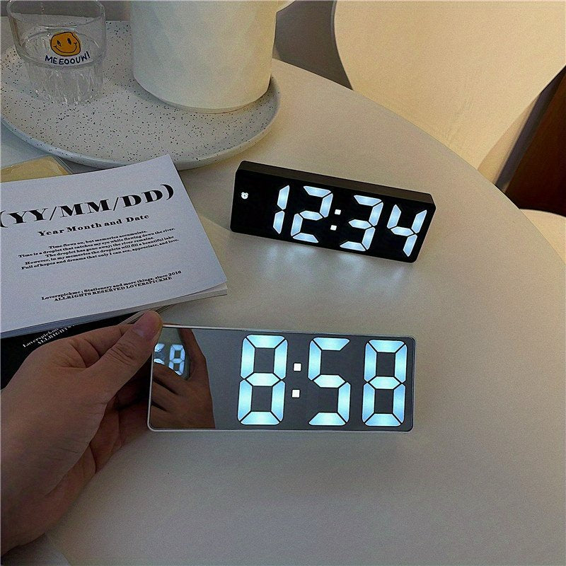 1pc Smart LED Clock, Voice Control Desk Clock, Bedside Silent Digital Alarm Clock, Desktop Table Electronic Digital Clock, Desk Clock Snooze Desk Clock Wake Up Alarm Clock