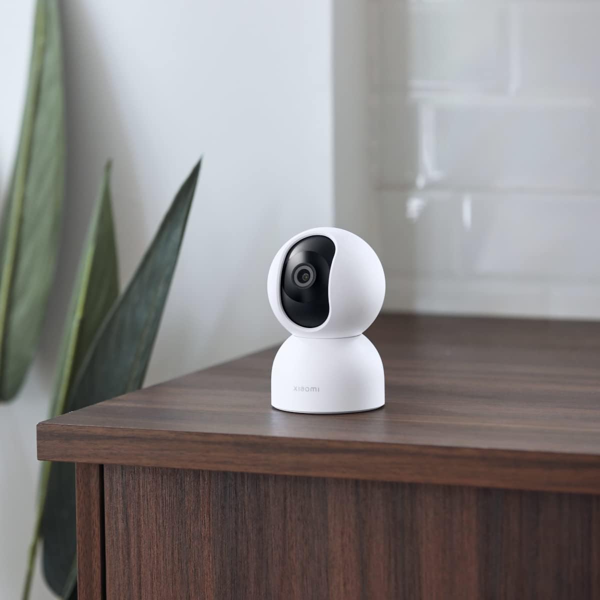 XIAOMI Smart Camera C400 4MP,360° Rotation AI Human Detection 2.4GHz/5GHz Wi-Fi Support Compatible with Alexa Google Home MJSXJ11CM White