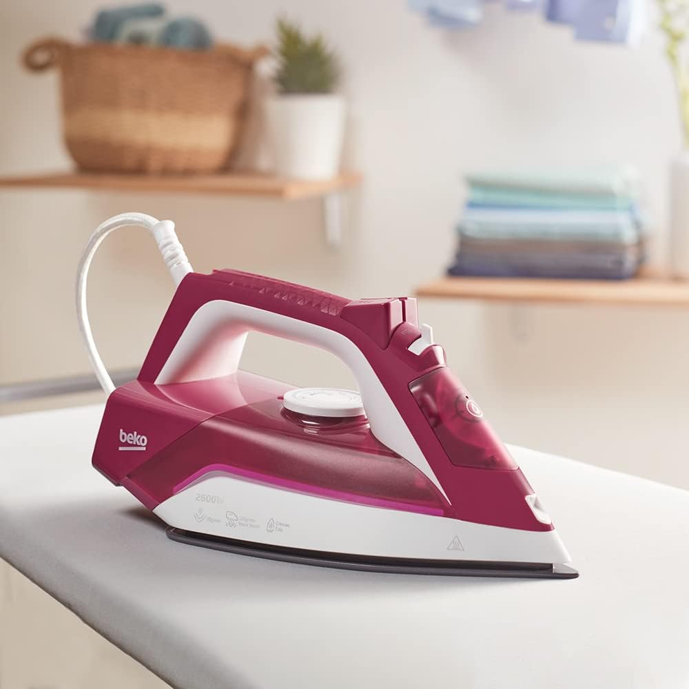 Beko SIM 3126 R Steam Iron, 2600 W, Ceramic Coated Soleplate with Steam Pools, Auto Shut-Off - Purple