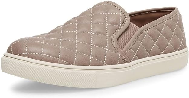 Steve Madden Women's Ecentrcq Sneaker, Medium