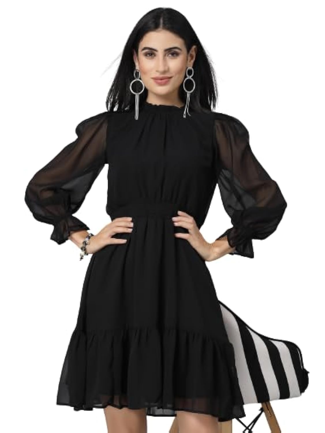 Krave Women Solid Black Georgette Dress