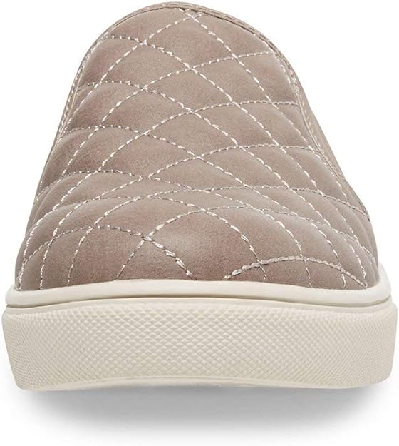 Steve Madden Women's Ecentrcq Sneaker, Medium