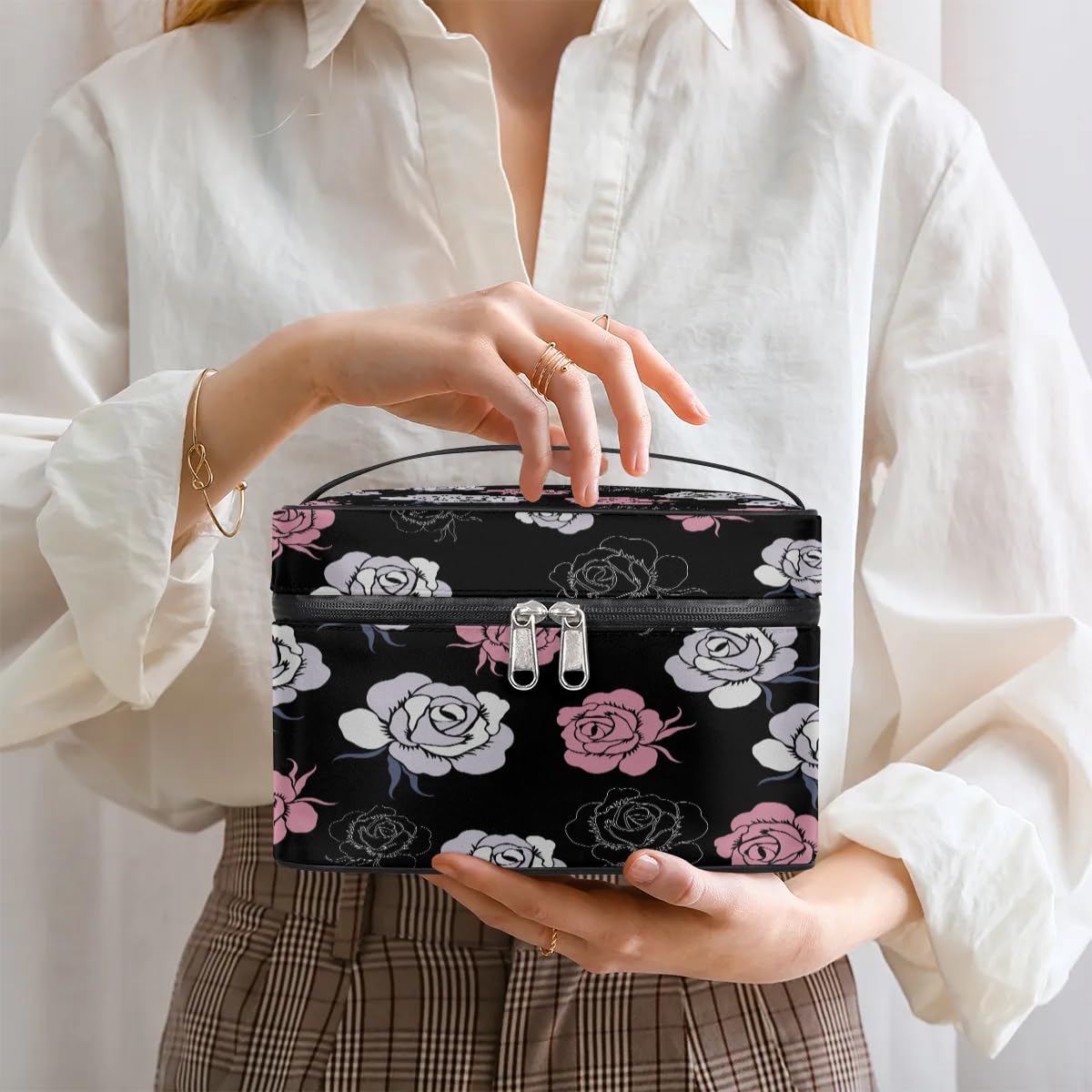 lakefvgk Travel Makeup Bag, Rose Cosmetic Bag for Women Girls, Portable Large Toiletry Bag Case Organizer for Toiletries Accessories Brushes
