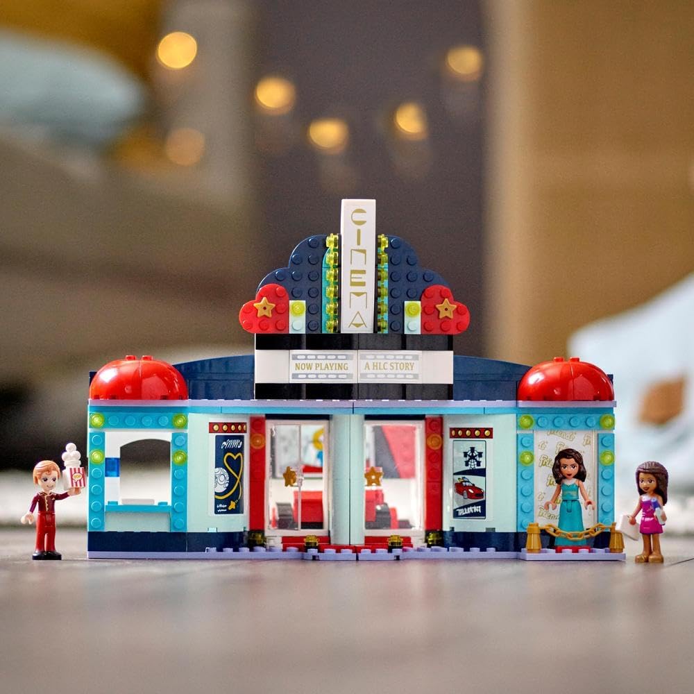 طقم بناء LEGO Friends Heartlake City Cinema 41448 (451 قطعة)
