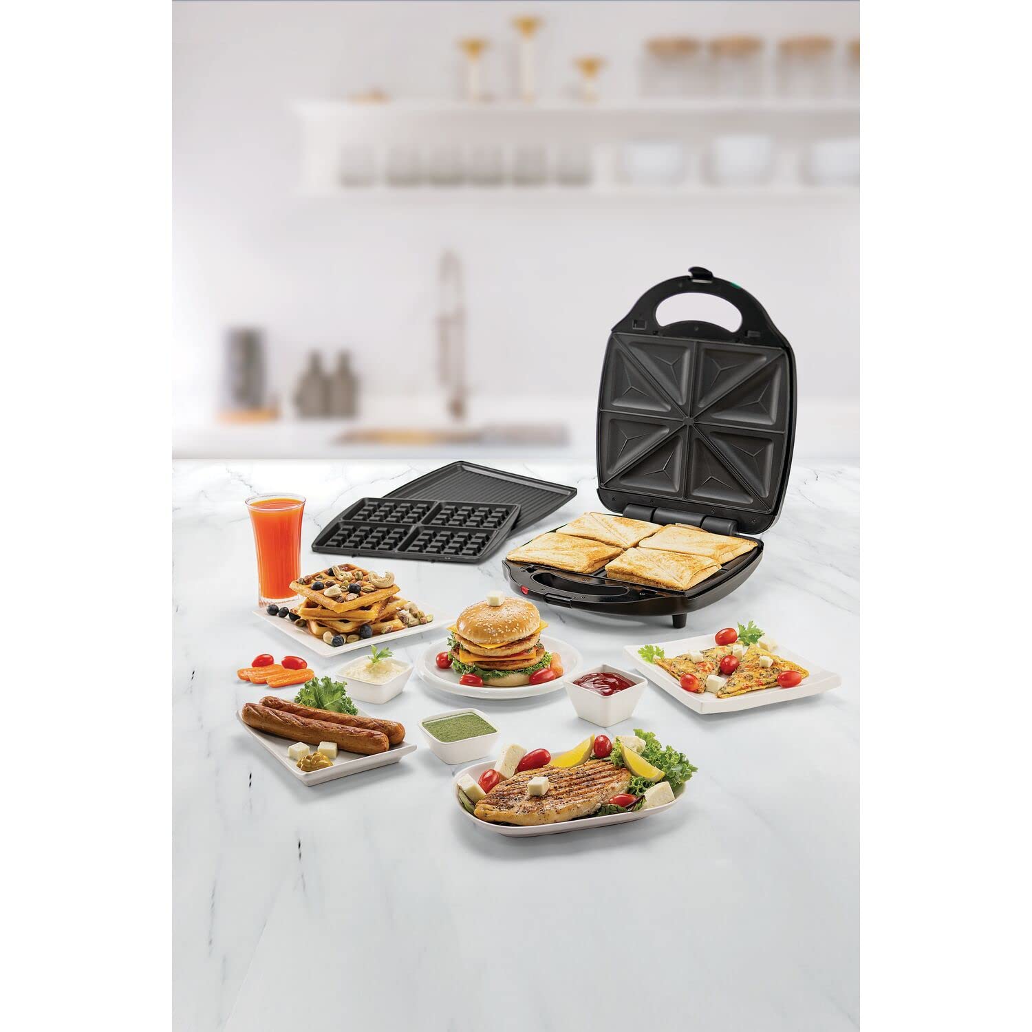 Black & Decker 1400W 3-in-1 4 Slice Sandwich & Waffle Maker with 180 Degree Grill Mode with Interchangeable Plate, TS4130-B5