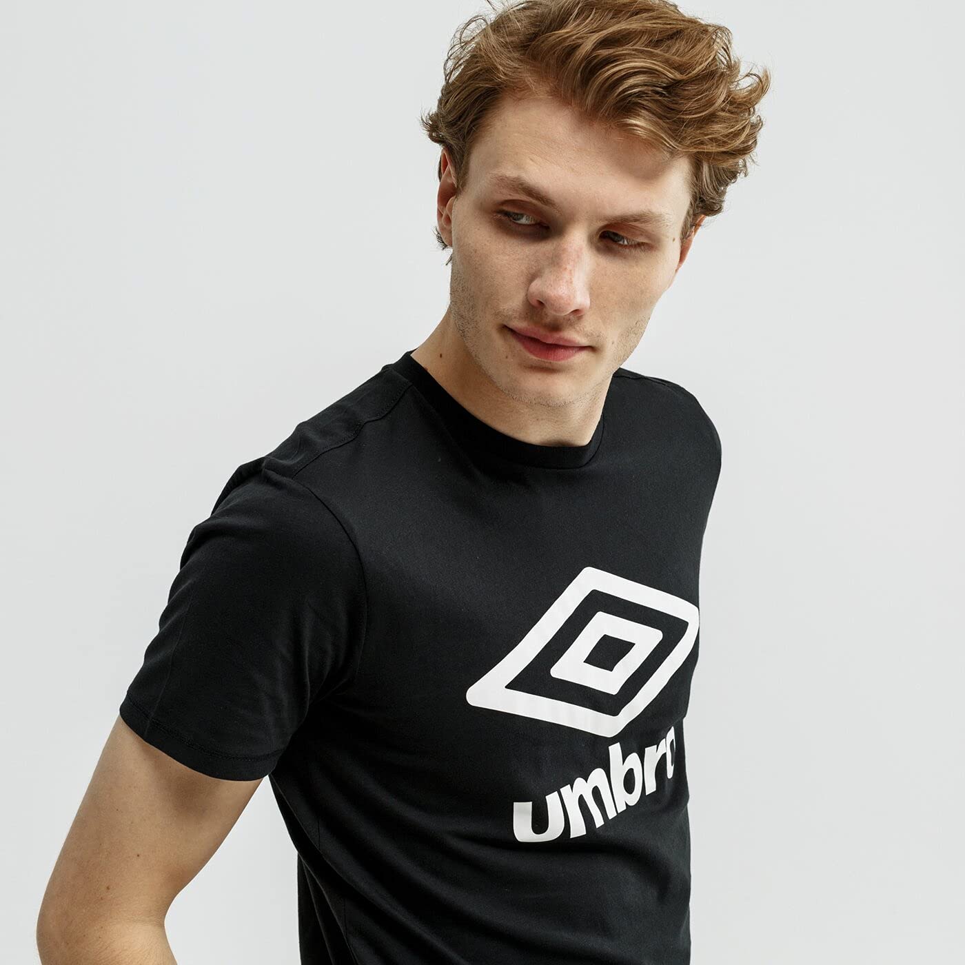 Umbro Mens FW Large Logo Cotton Tee T-Shirt Color: Black Size: S