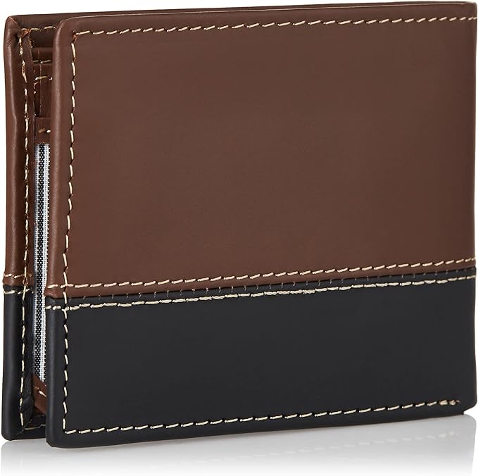 Timberland Men's Hunter Leather Passcase Wallet Trifold Wallet Hybrid