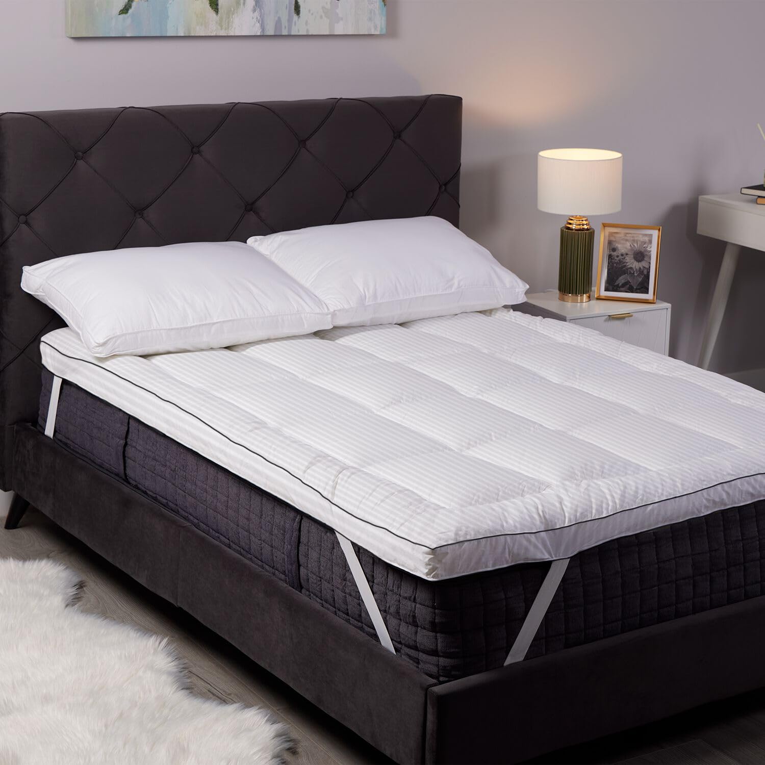 Sleep Well Soft Material Stripe Mattress Topper - 900GSM (180x200+10cm - White)