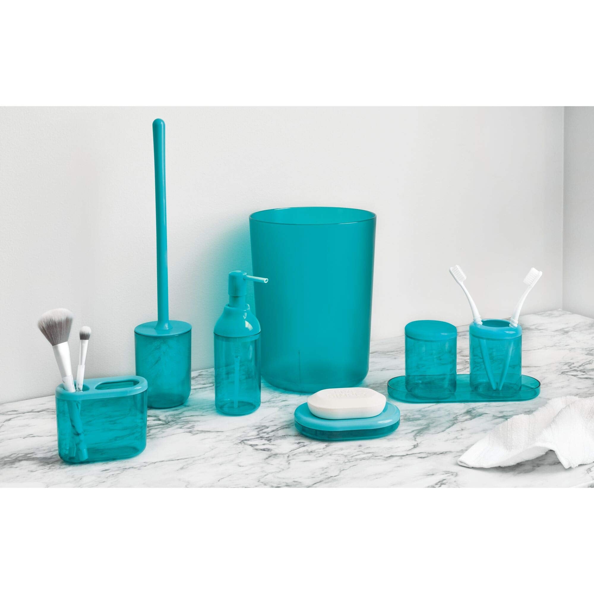 iDesign Finn Compact Round Plastic Trash Can for Bathroom, Bedroom, Home Office, Dorm, 7. 64" x 10", Teal