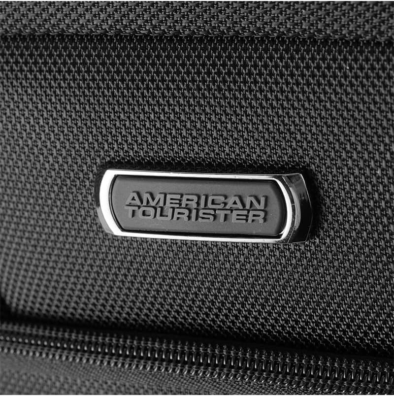 American Tourister unisex-adult Bass Clutch bag