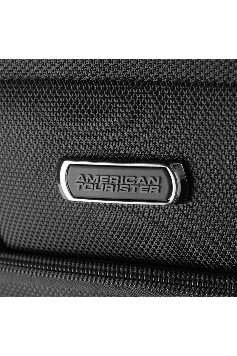 American Tourister unisex-adult Bass Clutch bag