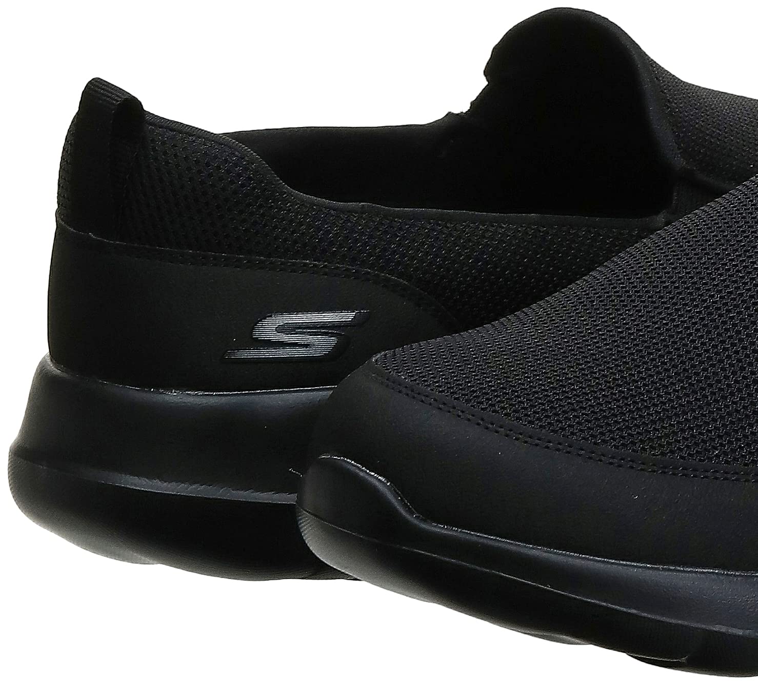 Skechers Go Walk Max Clinched - Men's Athletic Mesh Slip-On Walking Shoes