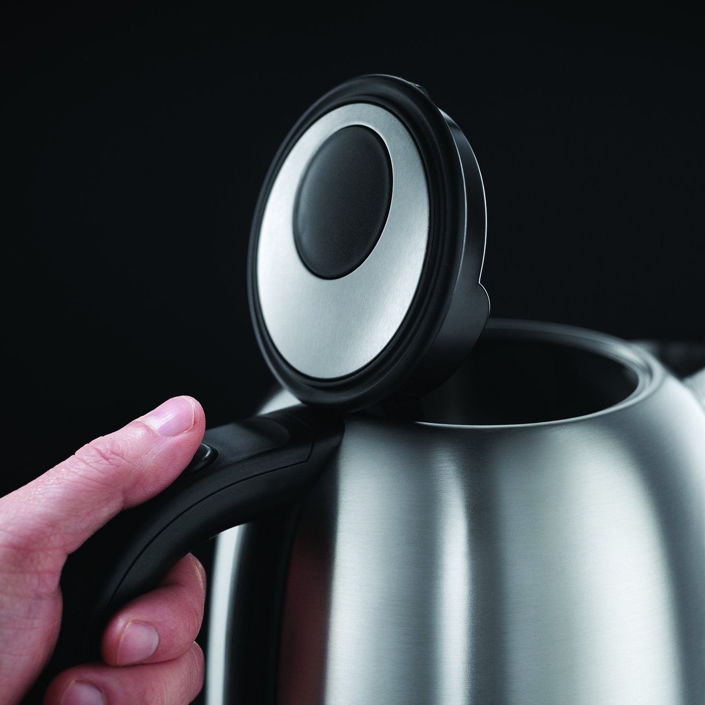 Russell Hobbs (20441) Snowdon Kettle - 1.7L, 3000W, Stainless Steel, Rapid Boil, Perfect Pour, Auto Shut-Off, Cordless