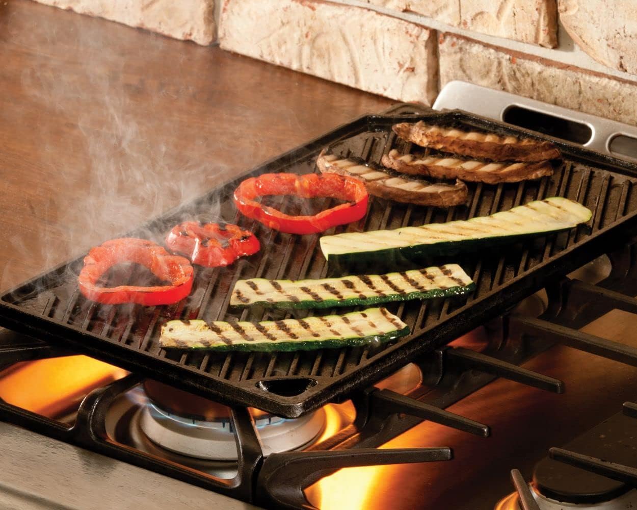 Lodge Pre Seasoned Cast Iron Rectangular Reversible Grill/Griddle, Black, 16.75 X 9.5 Inch,LDP3