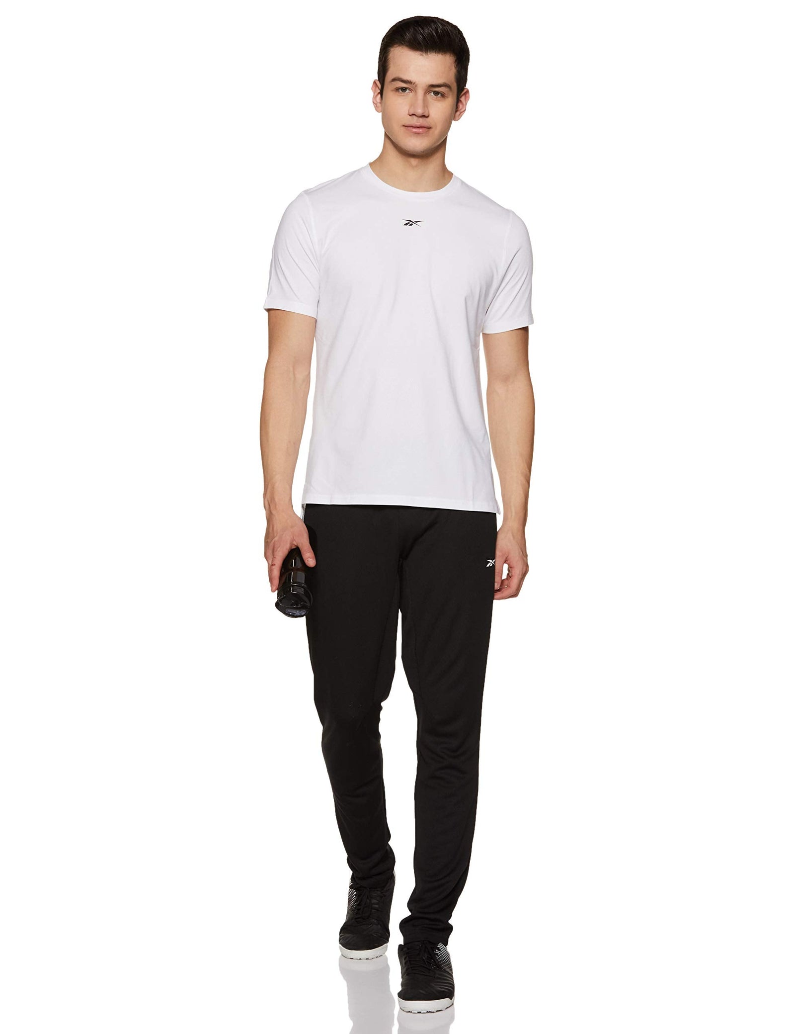 Reebok Men's Solid Regular fit T-Shirt