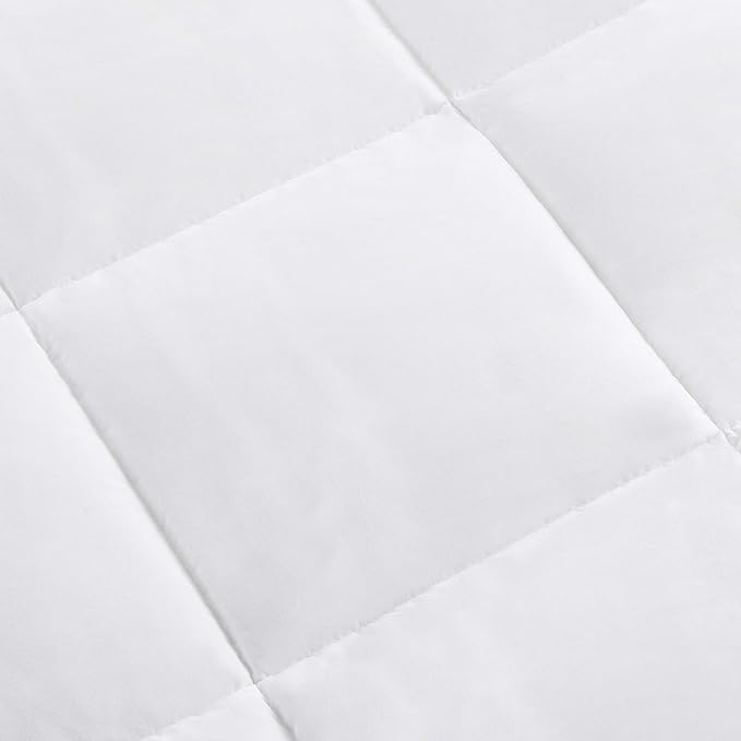 Amazon Basics Down Alternative Bedding Comforter Duvet Insert - Twin, White, All-Season