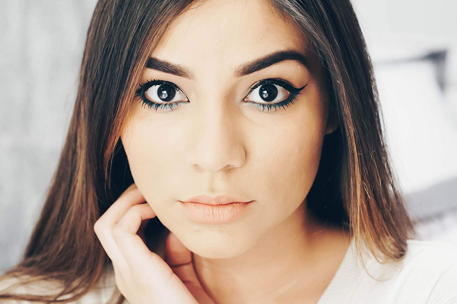 Essence - The false lashes Mascara dramatic volume unlimited