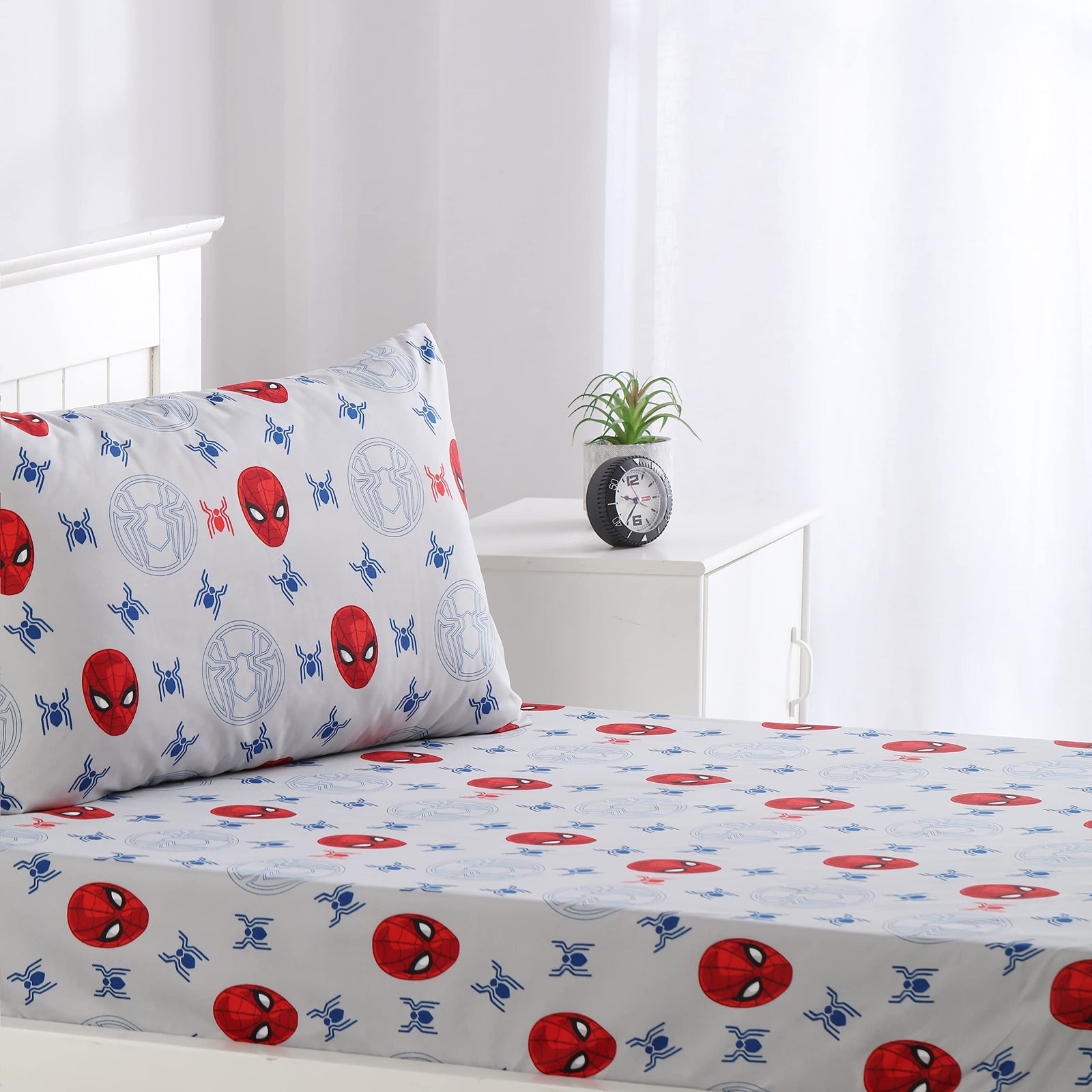 Marvel Spiderman No Way Home 2 Pcs Bedding Set Fitted Sheet And 2 Pillow Cases Measures 120 X 200 Cm, Kids Bedding Fade Resistant, Super Soft Official Marvel Product, Multicolor, Trha19582, Full