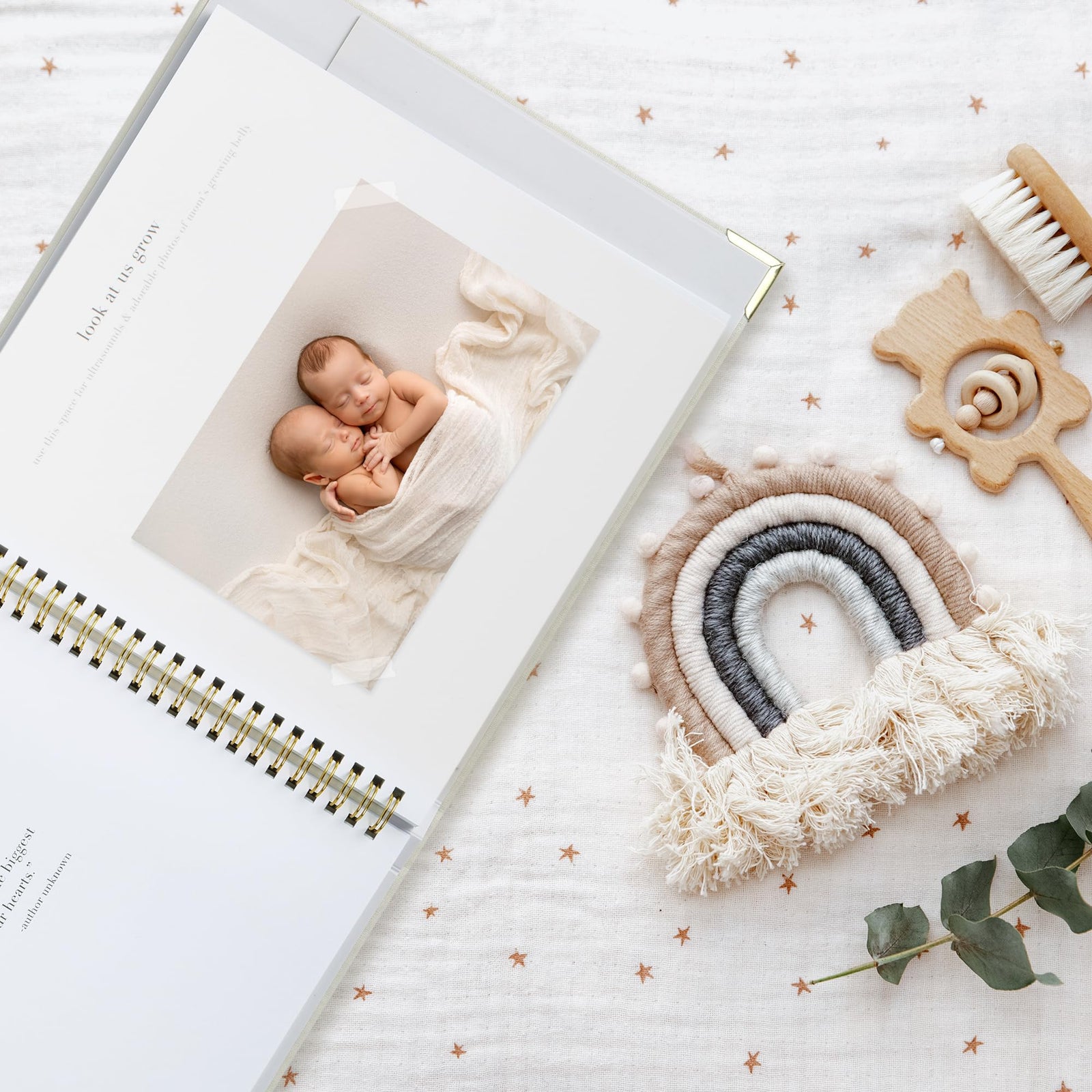 Keepsake Baby Memory Book for Boys and Girls – Timeless First 5 Year Baby Book – Gender Neutral Beige Baby Journal Scrapbook or Photo Album - A Milestone Book to Record Every Event from Birth to Age 5