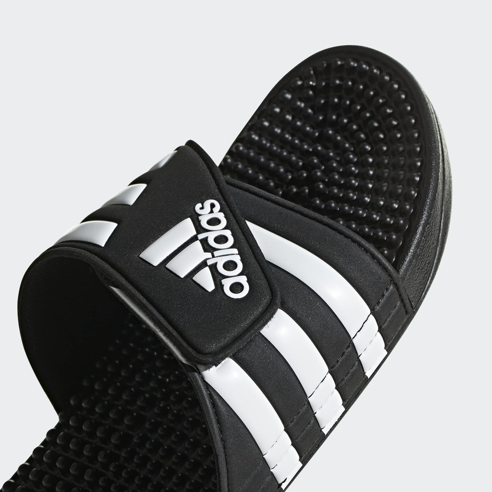 adidas Unisex Adissage Essential Slide, Color: Black Core