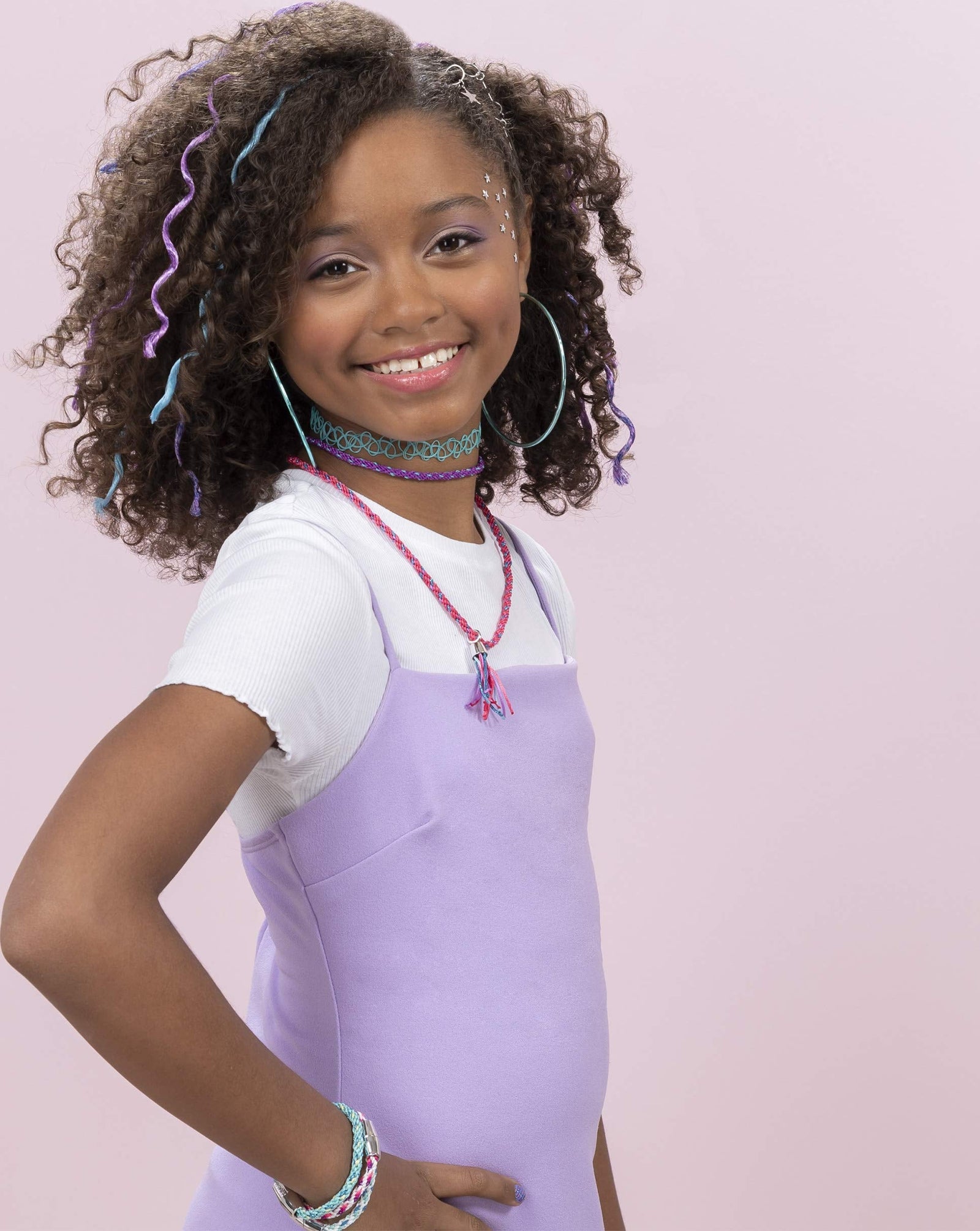 Cool Maker, Hollywood Hair Extension Maker with 12 Customizable Extensions and Accessories, for Kids Aged 8 and up