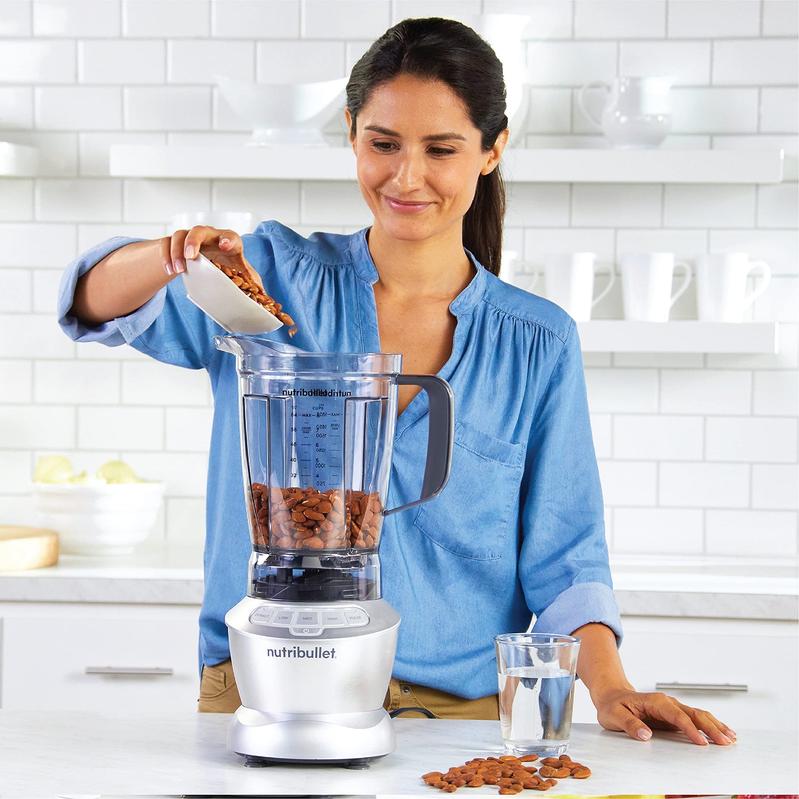 NutriBullet Full Size Blender + Combo 1200 Watts, 9 Piece Set, Multi-Function High Speed Blender, Mixer System With Nutrient Extractor, Smoothie Maker, Silver , NBC-12A.