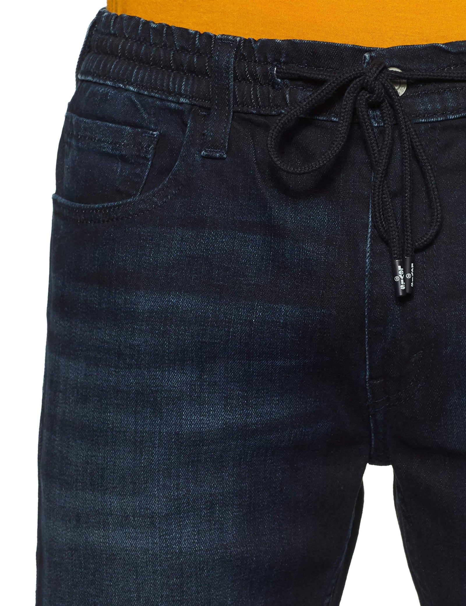 شورت قطني رجالي بقصة ضيقة من Levi's (502™ - 56439)