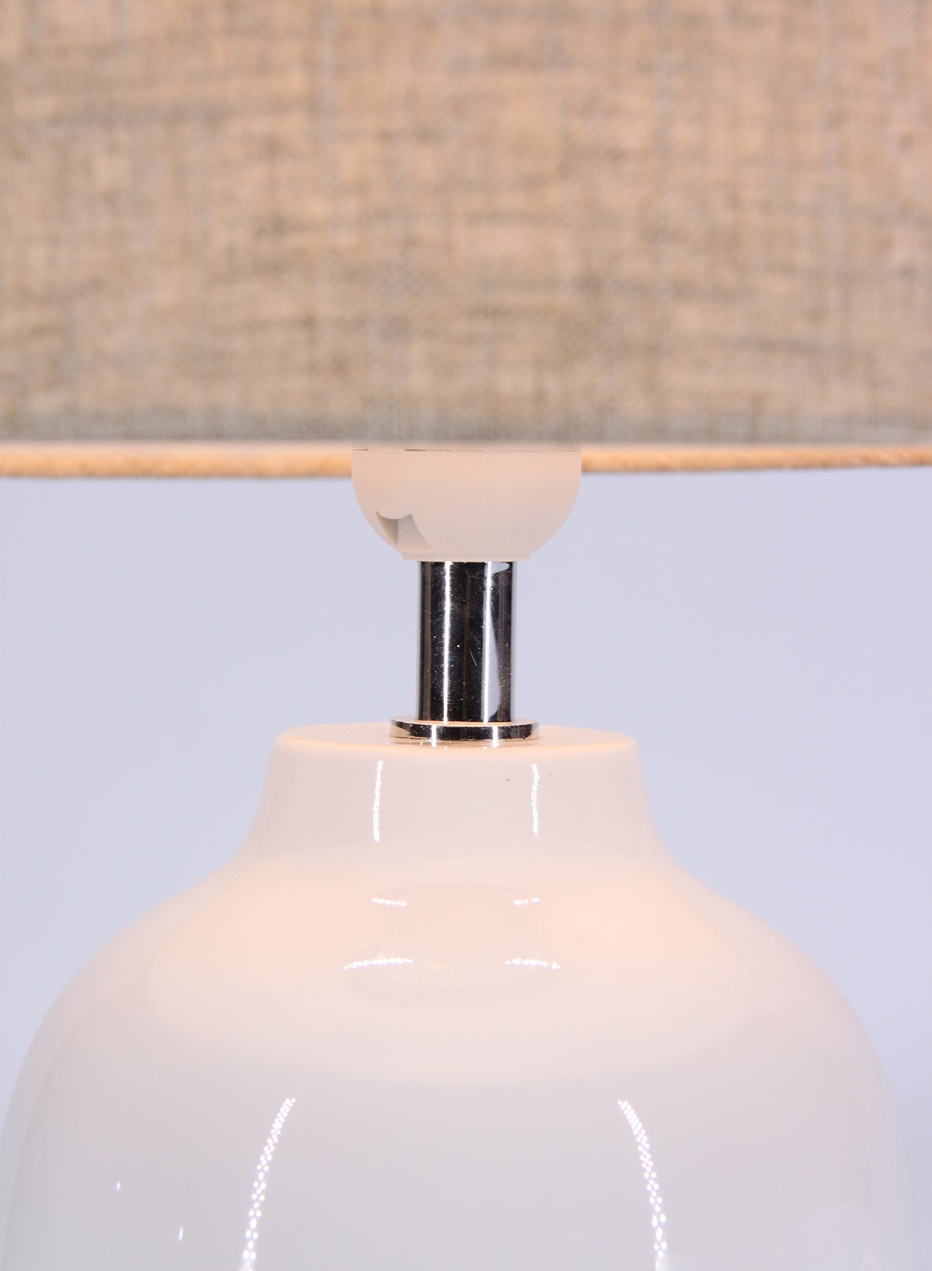 Ebb & Flow Nayn Ceramic Table Lamp | Lampshade Unique Luxury Quality Material for the Perfect Stylish Home D191-69 White 30 x 30 x 43