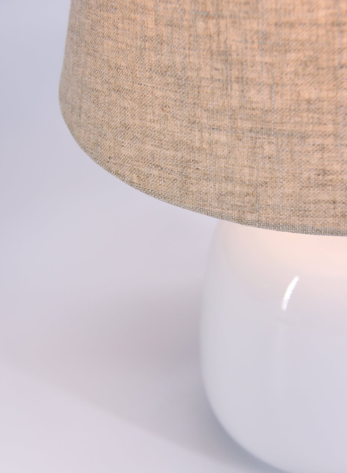 Ebb & Flow Nayn Ceramic Table Lamp | Lampshade Unique Luxury Quality Material for the Perfect Stylish Home D191-69 White 30 x 30 x 43