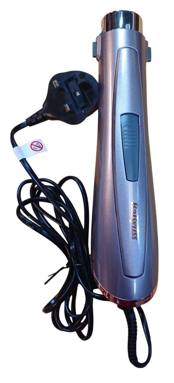 مجفف ومصفف شعر BaByliss بقوة 1000 واط | إعدادين للحرارة + خيار التبريد | تقنية أيونية للشعر الخالي من التجعد | يتضمن ملحقات للتجعيد المخروطي، والتكثيف، والتجفيف الدقيق مع حقيبة حرارية | موديل AS136SDE (رمادي)