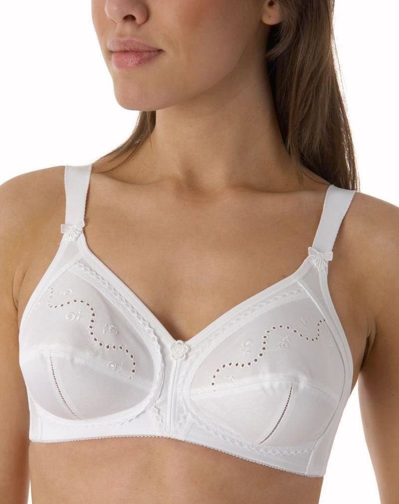 Triumph Womens Doreen Plus Cotton 01 N Wireless Bra