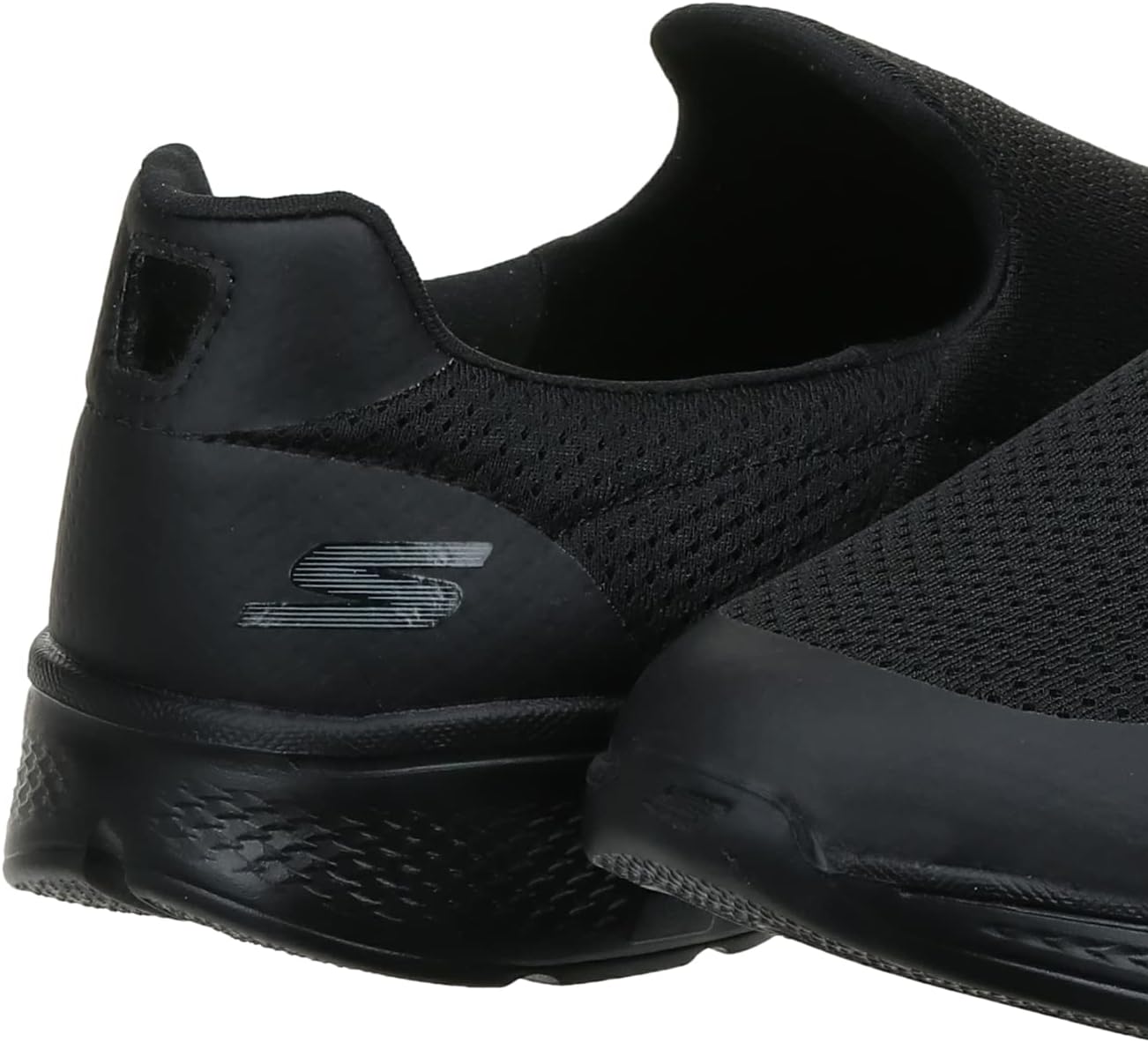 Skechers Go Walk 4 mens Low-Top Sneakers