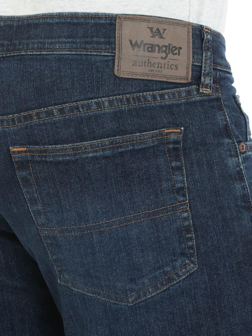 Wrangler Authentics Relaxed Fit Comfort Flex Waist Men's Jean Pants