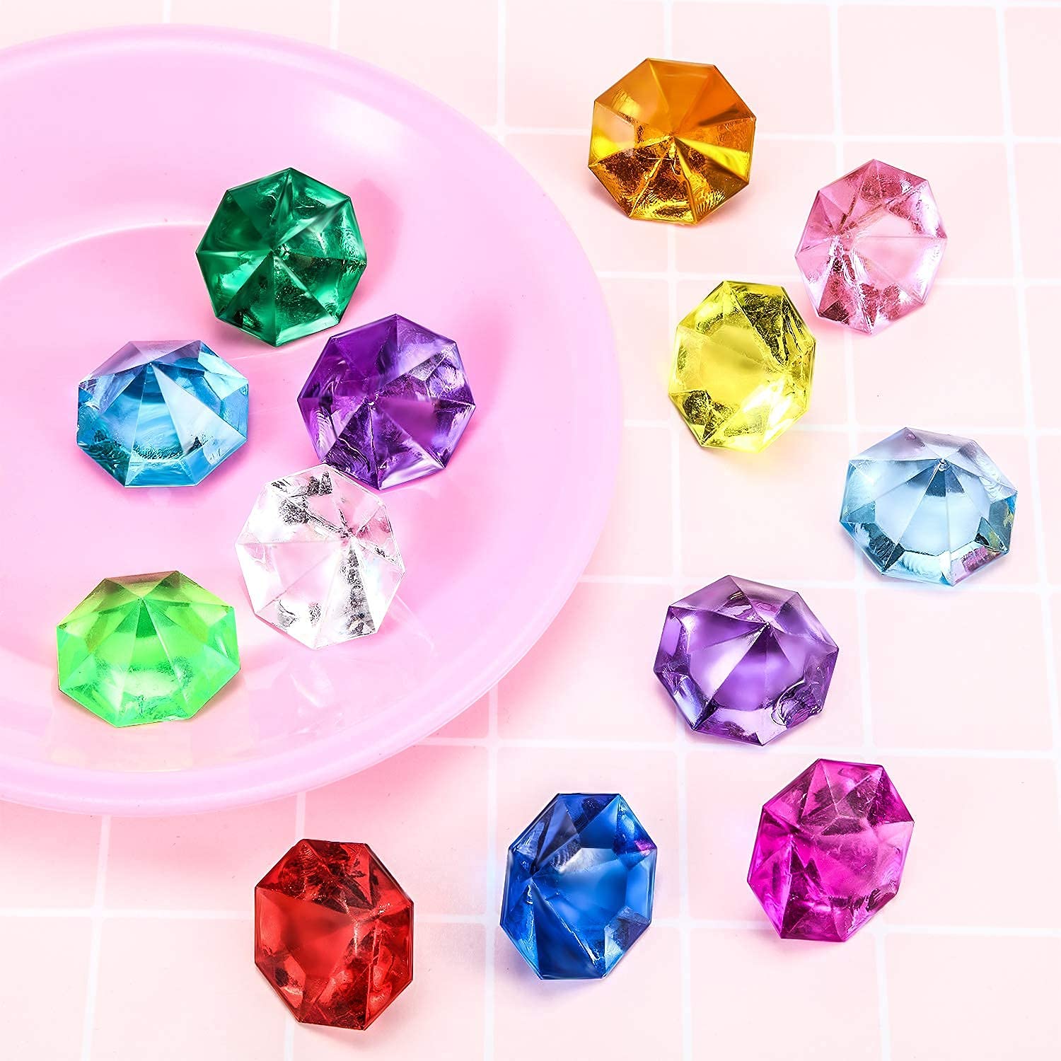 Acrylic Diamond Gems Jewels Party Favors 25 Carat - 30 Pieces