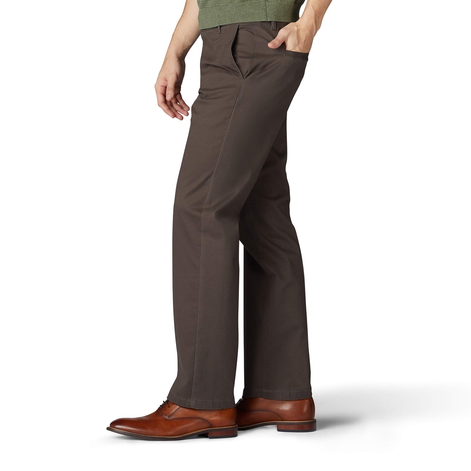 Lee mens Performance Series Extreme Comfort Khaki Pant Straight Fit Pant