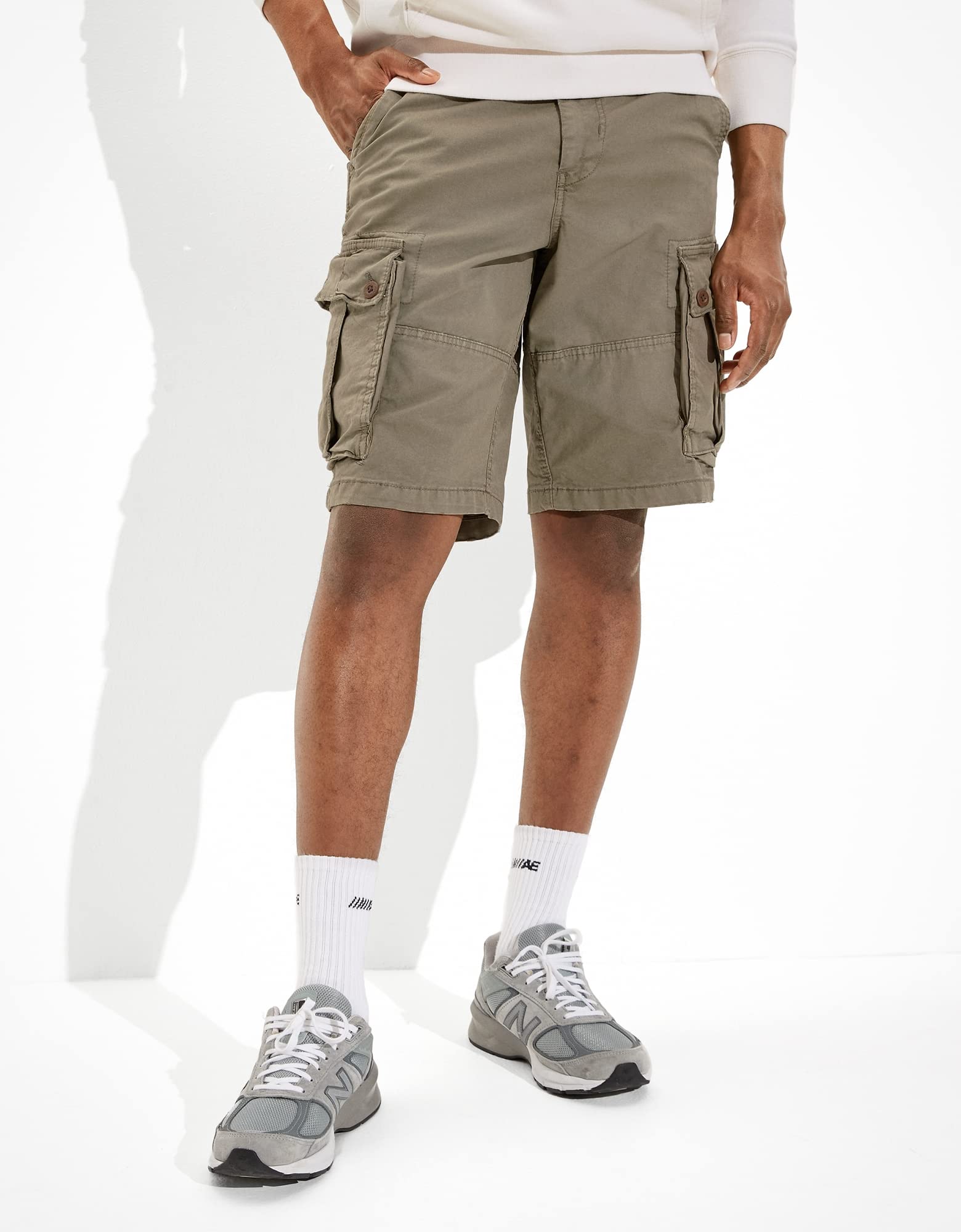 American Eagle Men Flex Lived-In Longer Length Cargo Short