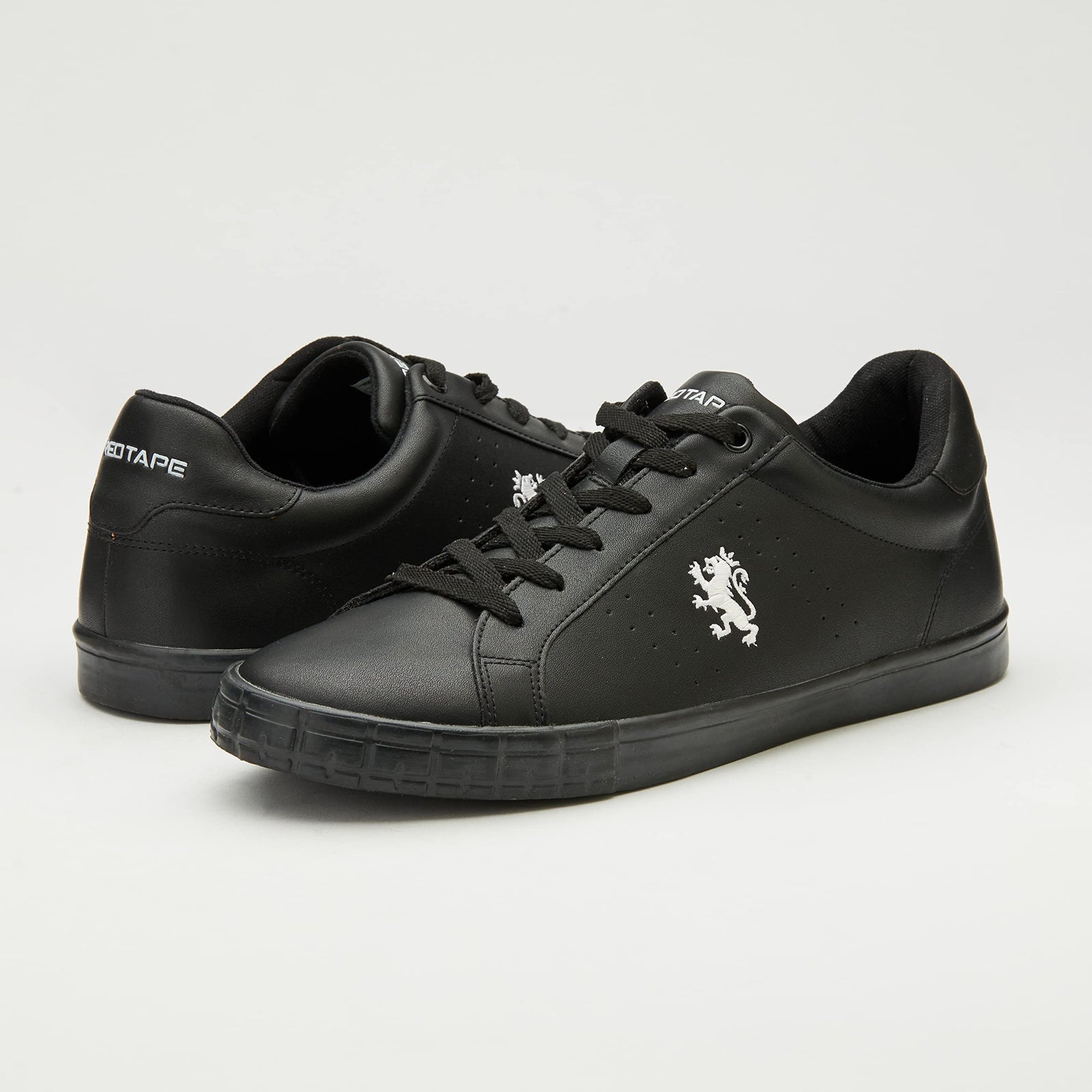 Red Tape Men Black Sneakers