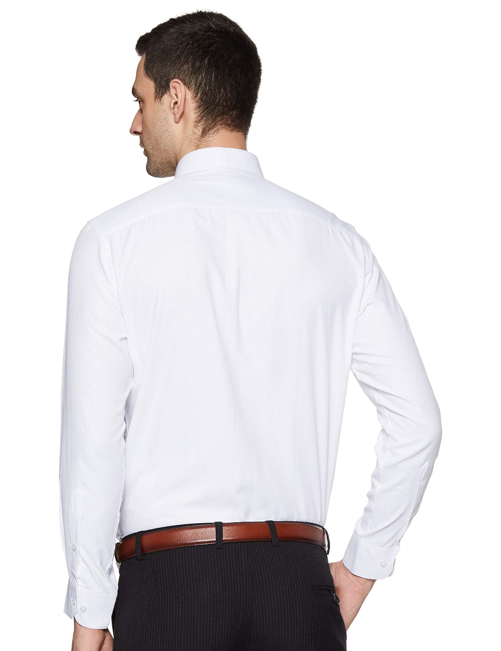 Diverse Men's Solid Regular Fit Formal Shirt