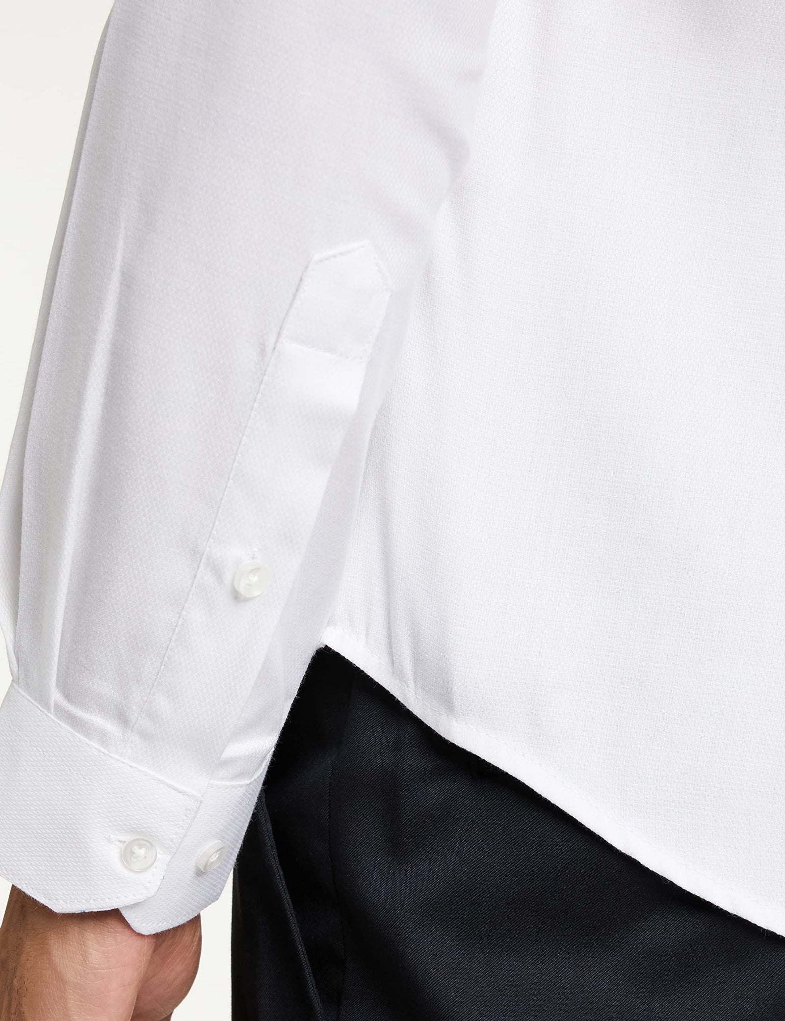 Diverse Men's Solid Slim Fit Cotton Formal Shirt