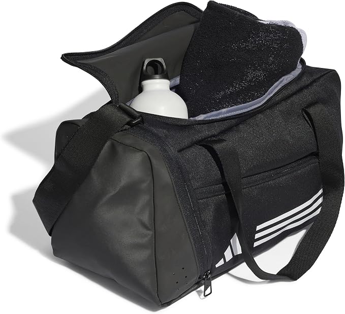 حقيبة رياضية للتمارين والجيم من adidas