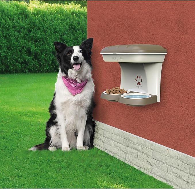 Bama Pet Food Stand