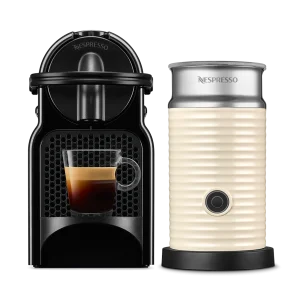 ماكينة قهوة مع جهاز رغوة الحليب من Nespresso