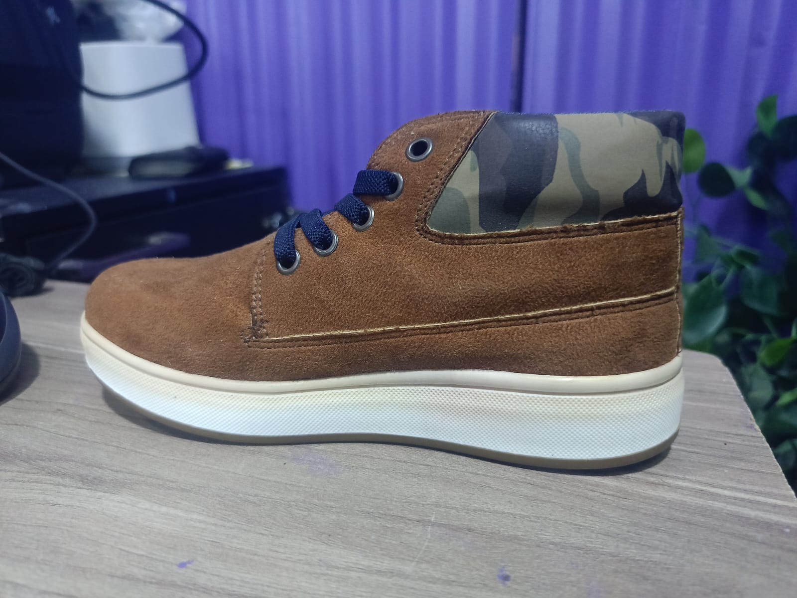 Skippy  Boot for Boy --Damaged Box