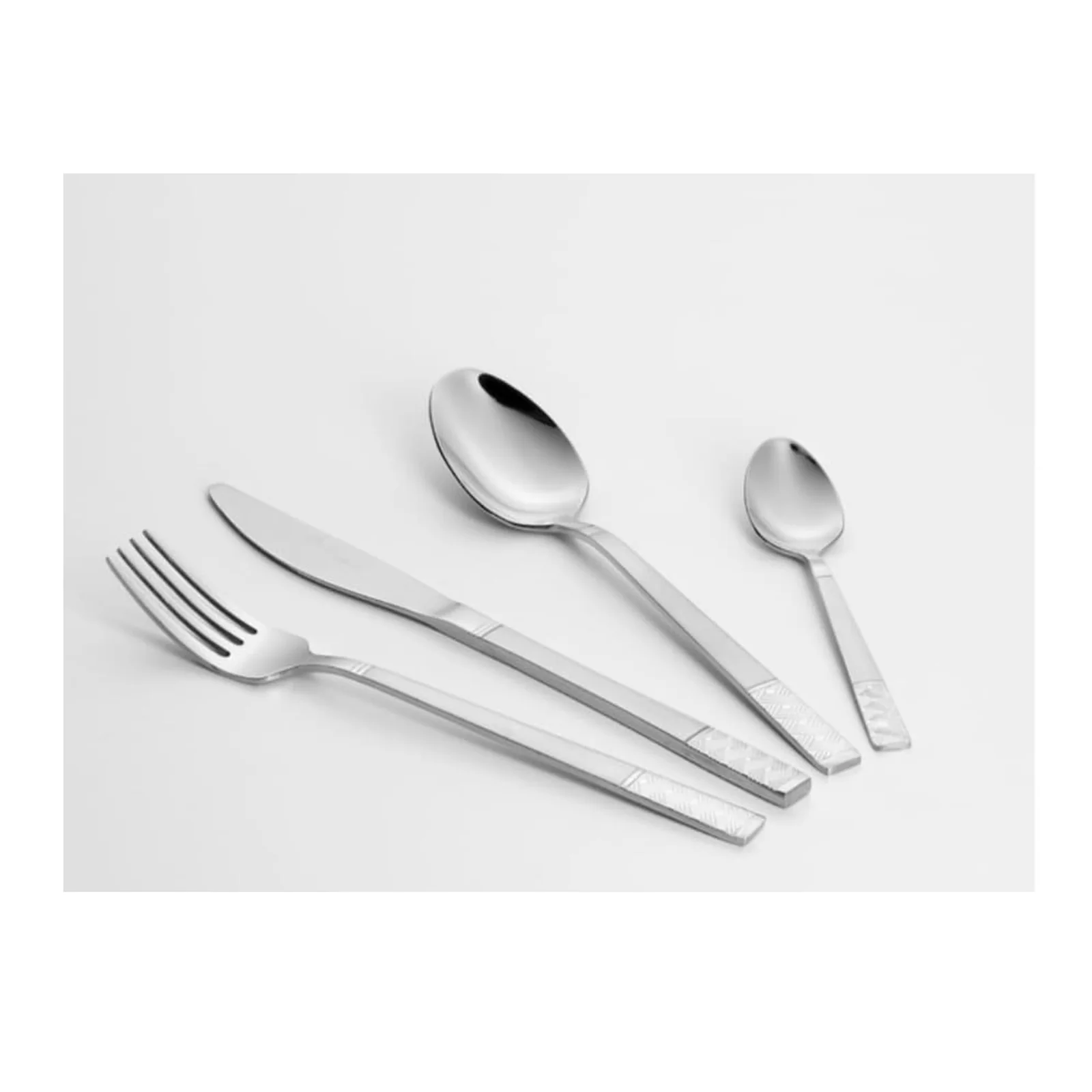 Dream 86-Piece Hanging Cutlery Set