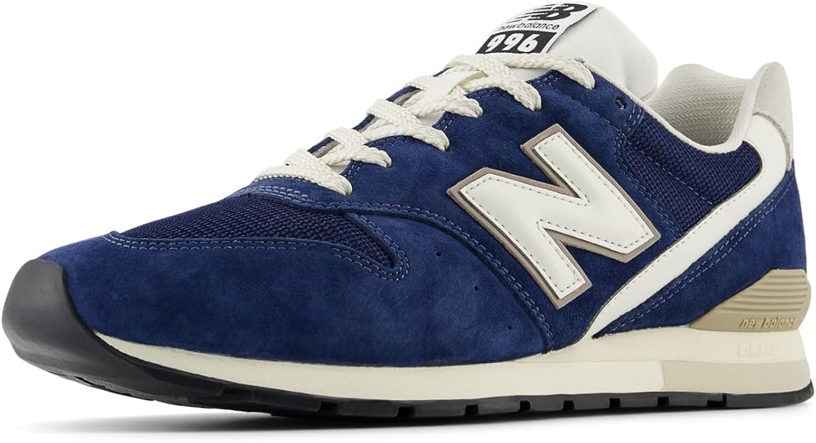 كوتشي رجالي من New Balance
