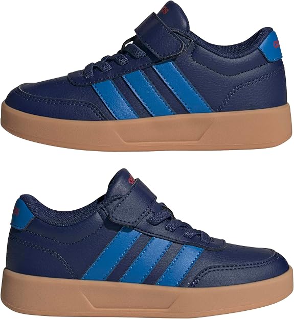 حذاء أولادي من adidas
