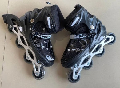 Boys' Skating Shoes