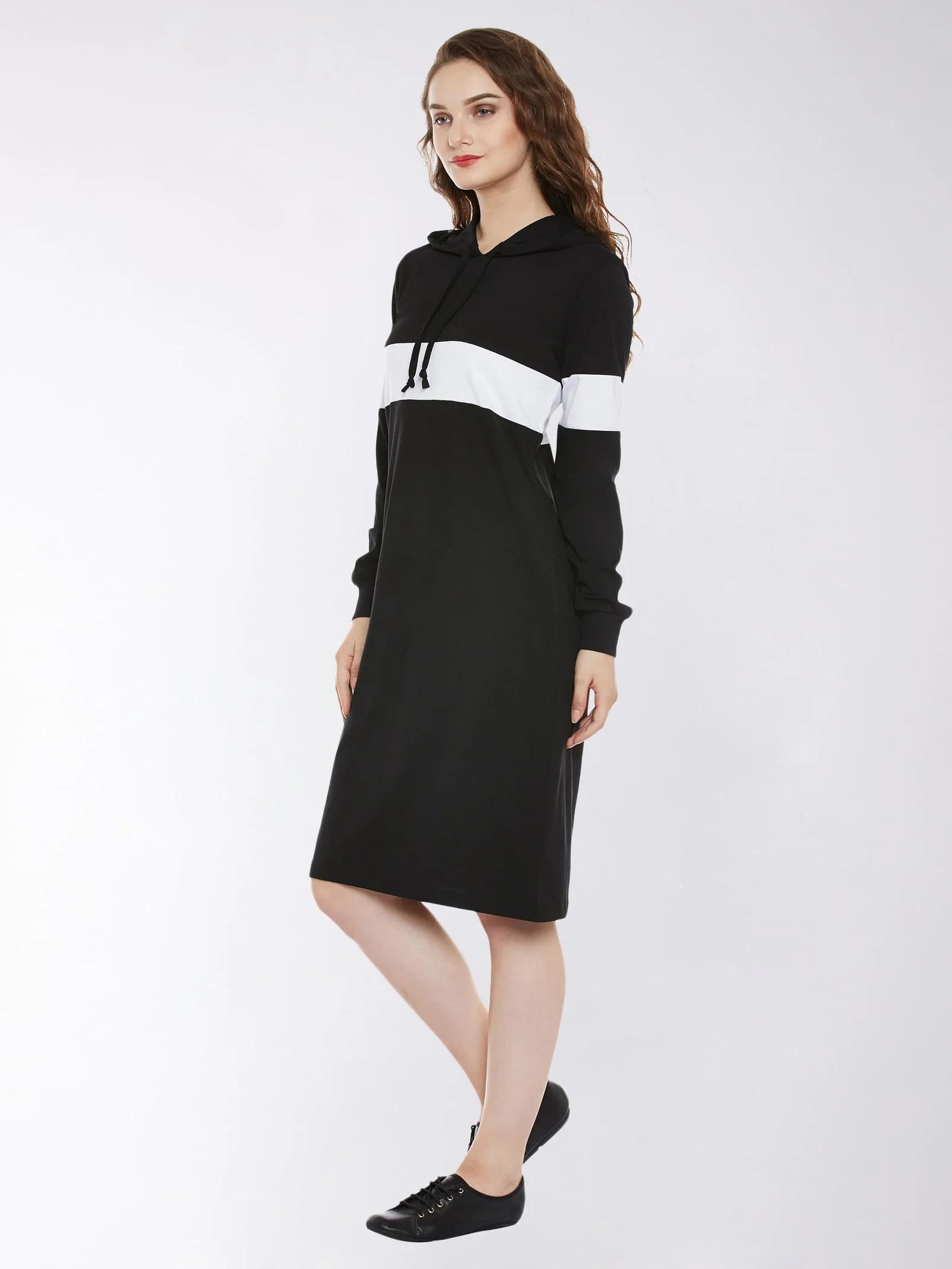 Miss Olive Cotton Women's Dress with Head Cover