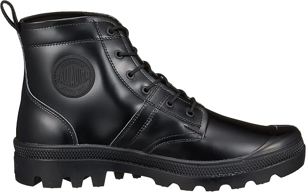 بوت حريمي من Palladium  (العلبة تالفة )
