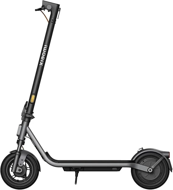 Xiaomi Electric Scooter 6 Lite – 500W Peak Motor, 25km Range, 10-Inch Pneumatic Tires – Scratched & Damaged Box